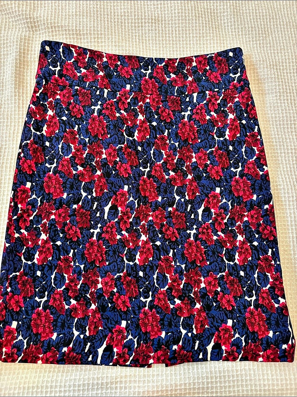 Margaret M Medium Floral A-Line Skirt in indigo Blue & Maroon - Size Large